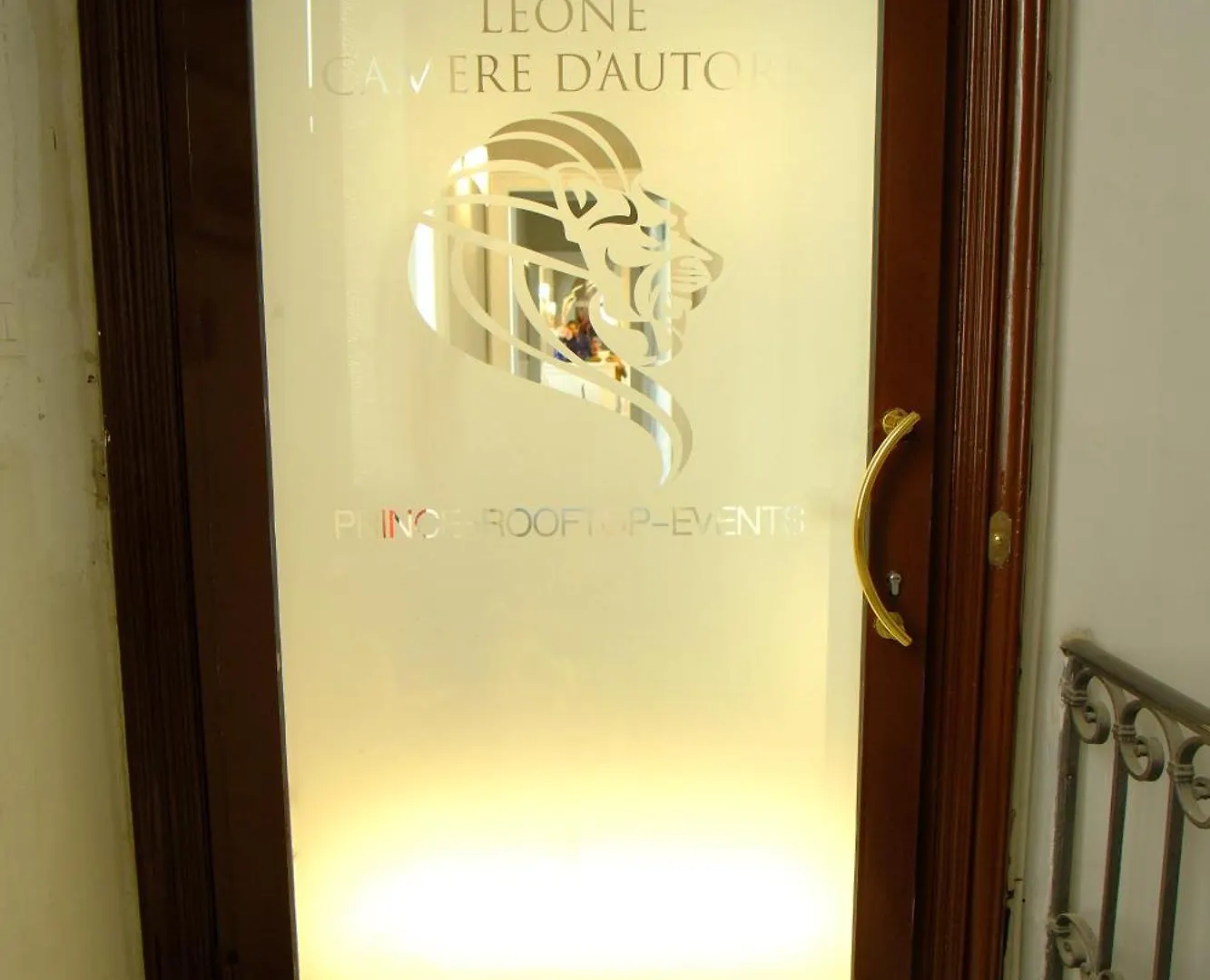 Affittacamere Leone Camere D'Autore - Rooftop Prince Centro Storico Napoli