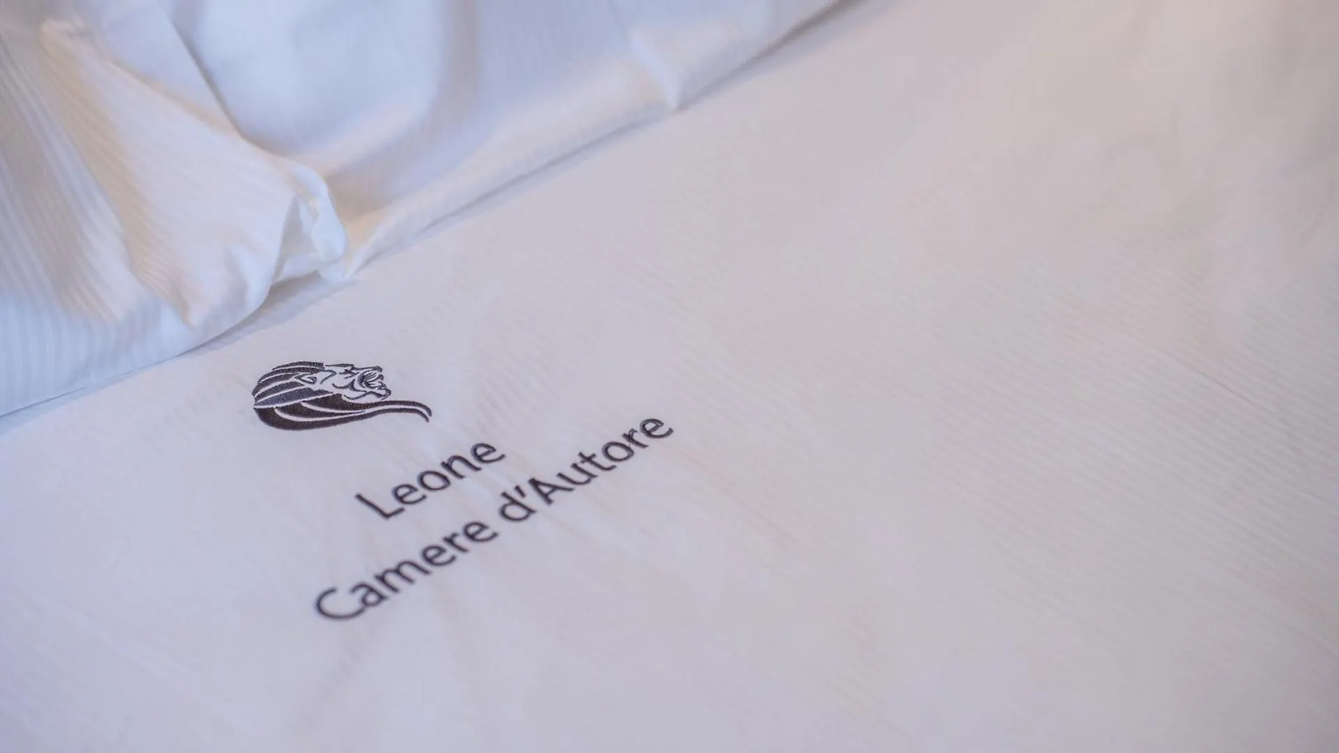 Leone Camere D'Autore - Rooftop Prince Centro Storico Naples Guest house