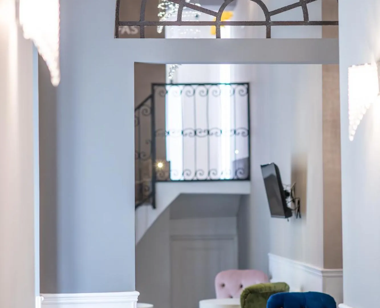 Guest house Leone Camere D'Autore - Rooftop Prince Centro Storico Naples Italy
